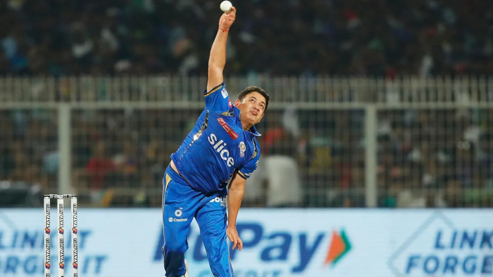 Piyush Chawla in action (Credits: IPL)